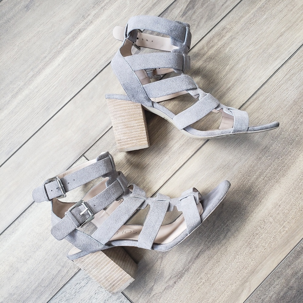 Gladiator Style Strappy Sandal Block Heels (Grey)